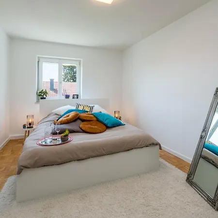 Apartmán Og2 R - Wunderschoene 80m2 3-zimmer Naehe Salzburg